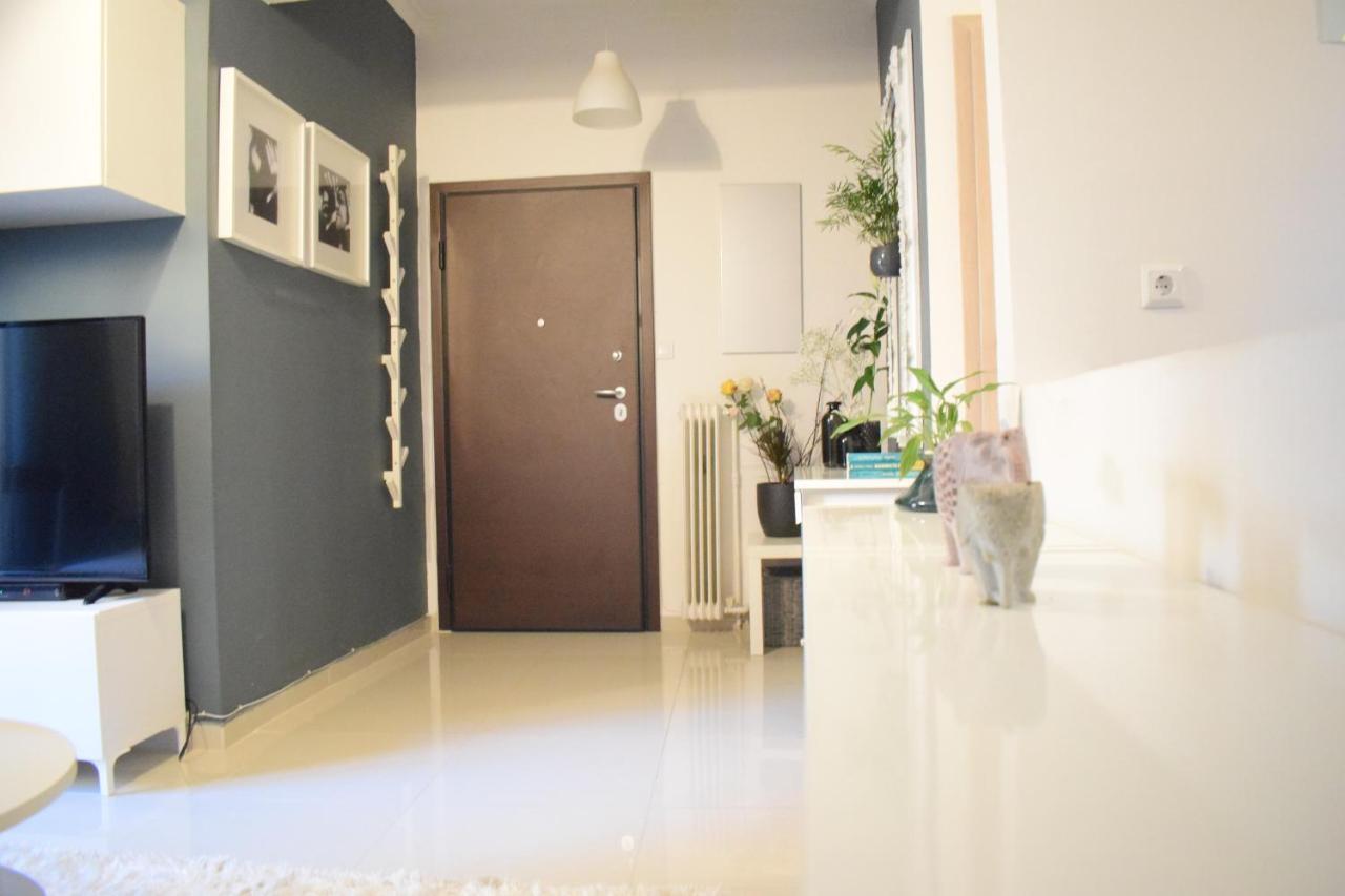 Great Expectations Apartment Athena Bagian luar foto