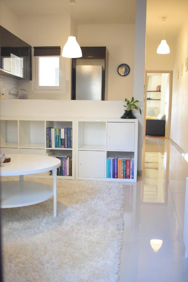 Great Expectations Apartment Athena Bagian luar foto