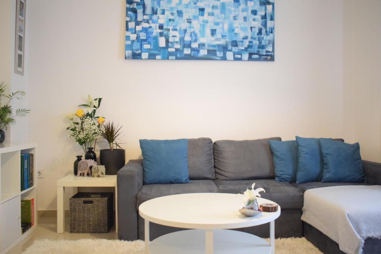 Great Expectations Apartment Athena Bagian luar foto